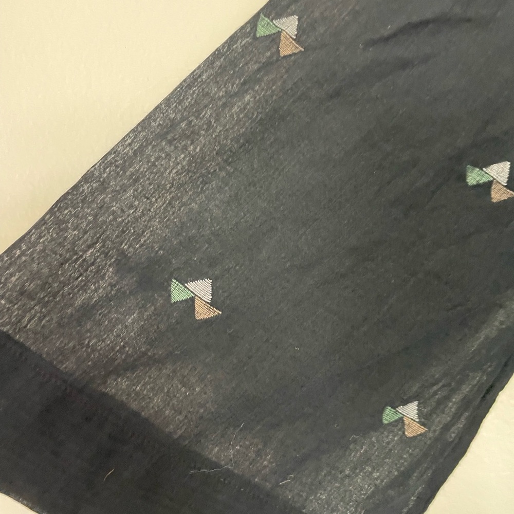 MIRTH brand blouse size small - Picture 5 of 6